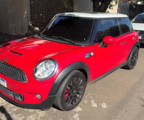 MINI COOPER 1.6 S JOHN COOPER WORKS 16V TURBO GASOLINA 2P MANUAL